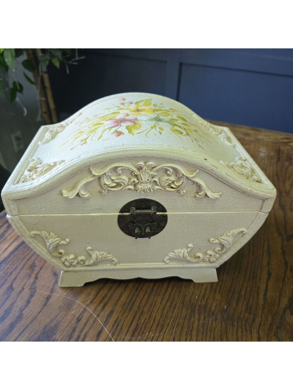 Vtg Ornate Floral Jewelry Keepsake Box Cream Crackle Finish Victorian Style 12"
